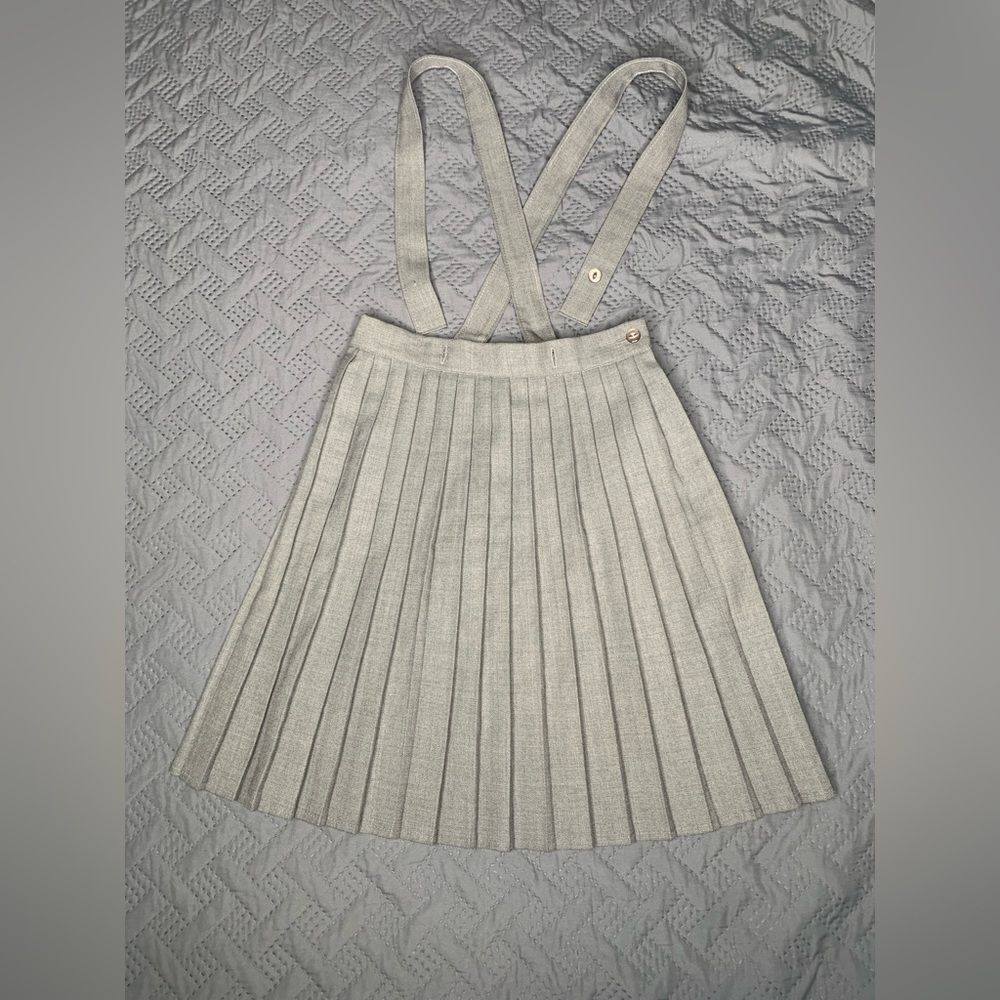 Chic Gray Pleated Mini Skirt